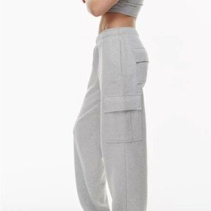 ARITZIA WIDE LEG CARGO SWEATS
